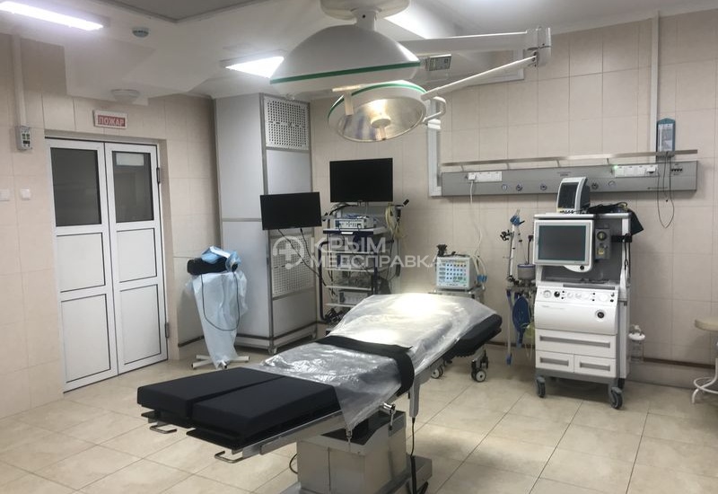 Операционный зал в клинике 